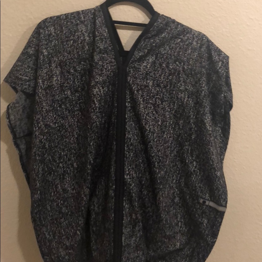 Lululemon scarf